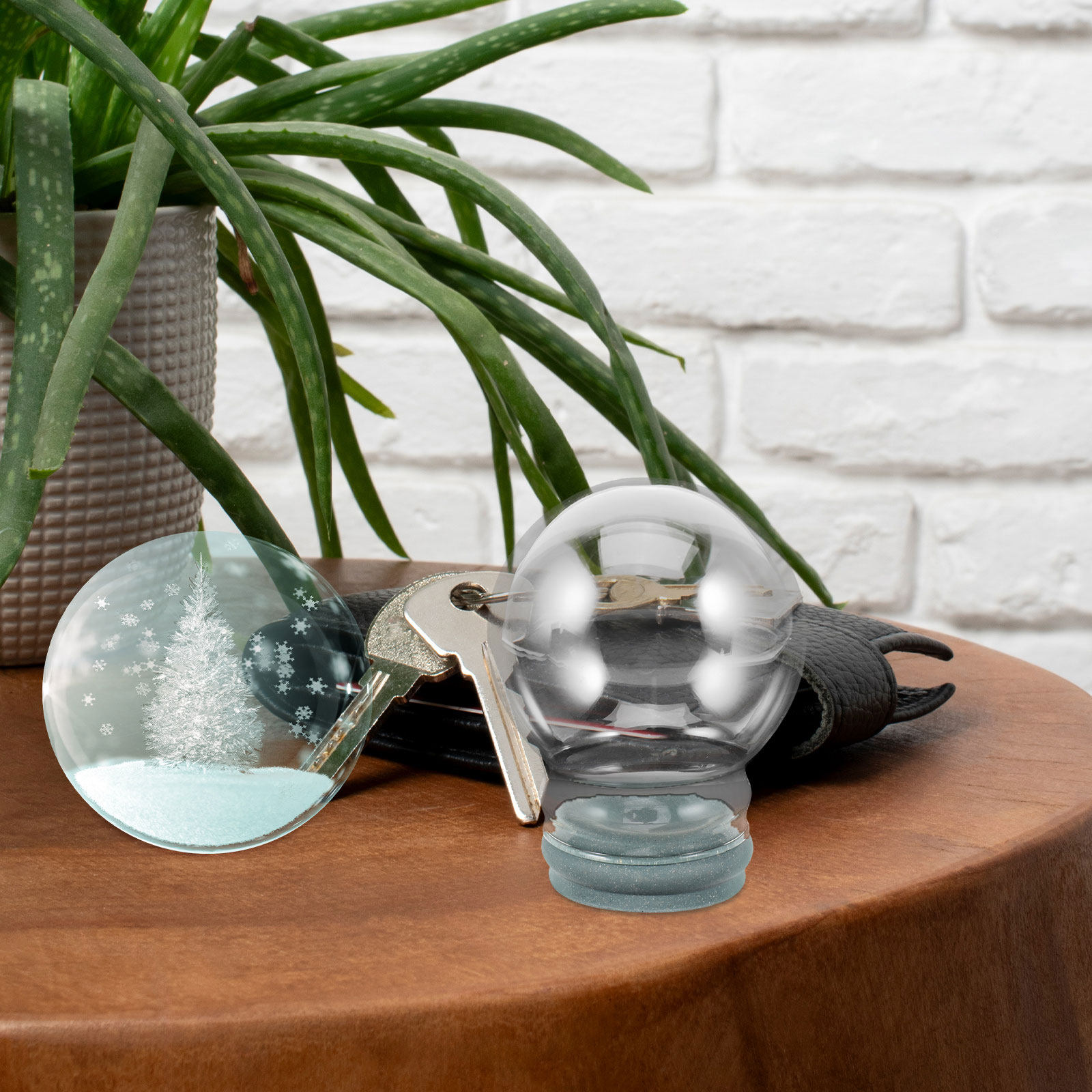2Pcs Clear Glass Snow Globes T - Plastic Dome Clear recension och pris